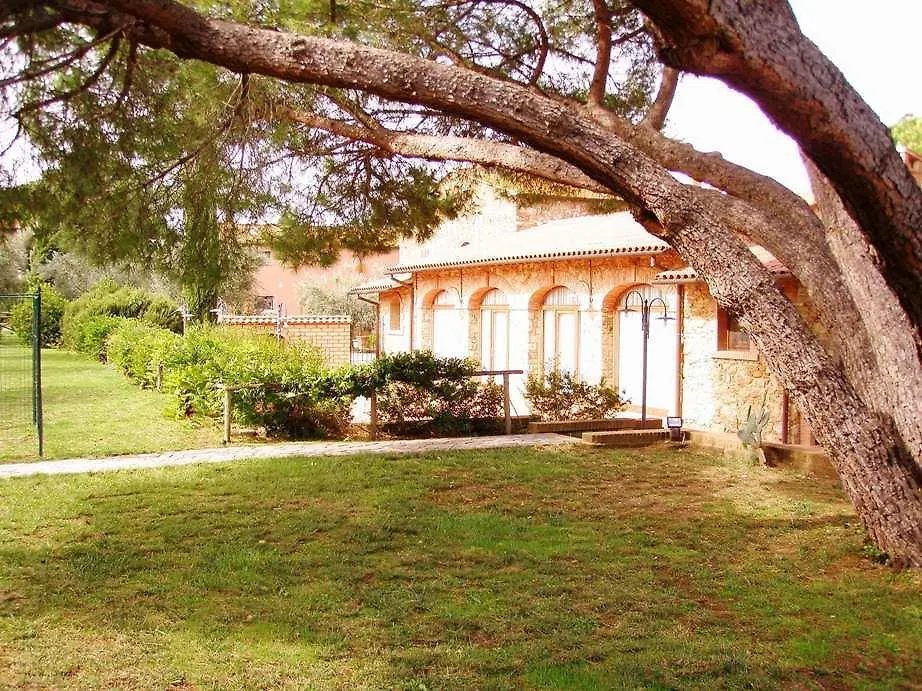 Agriturismo Il Pino Villa Scarlino 0*,