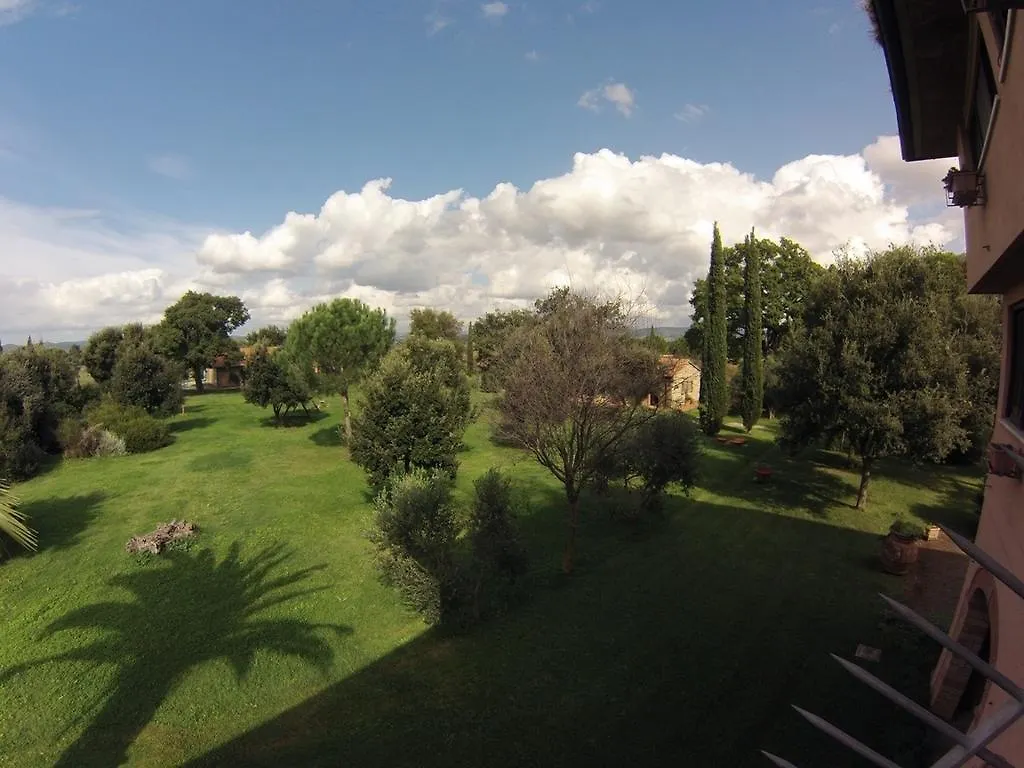 Farm stay Agriturismo Il Pino Villa Scarlino Italy