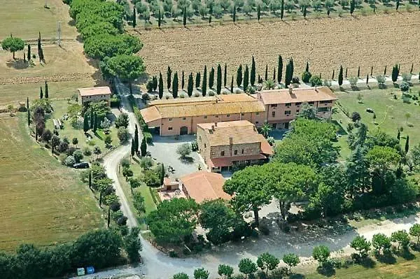 Agriturismo Il Pino contacts