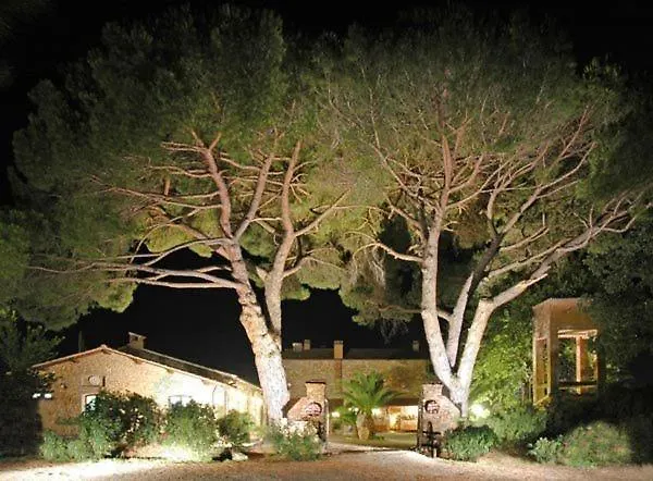Agriturismo Il Pino Villa Scarlino Italy